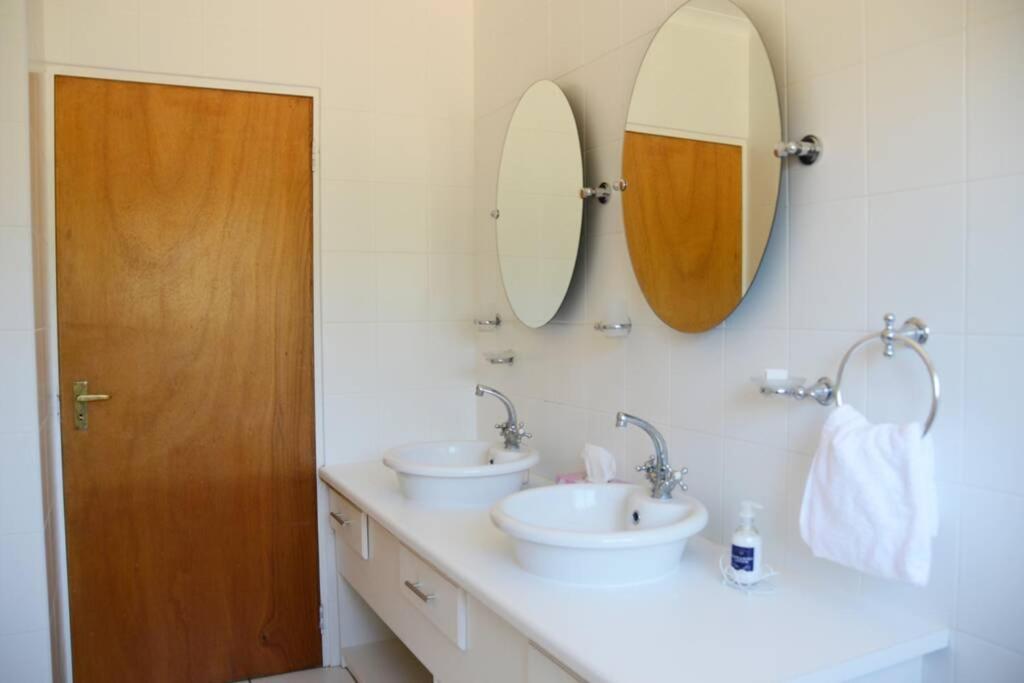 Vrede Fountain House Farm Stay Graaff-Reinet المظهر الخارجي الصورة